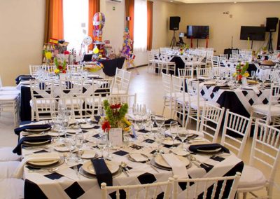 Mantelería en Salón de Eventos en Cholula - Complejo Zerezotla de Grupo Santa Rosa